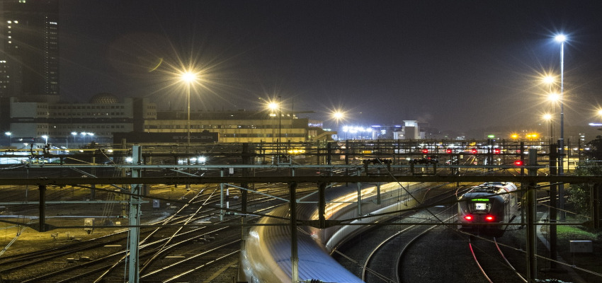 夜行電車風景